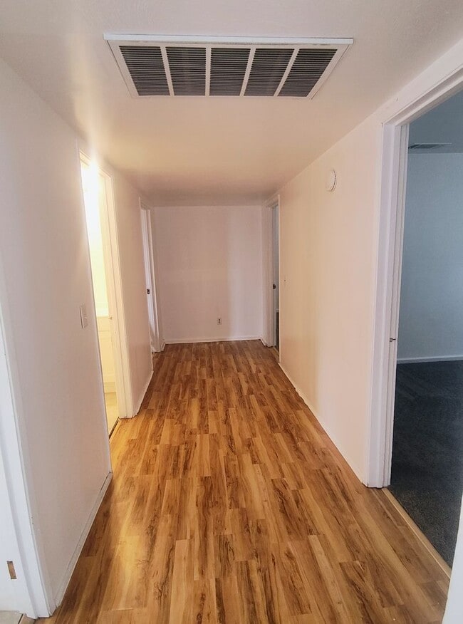 Building Photo - 11058 Jones St