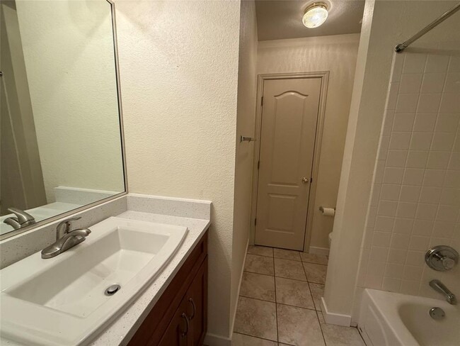 Building Photo - 8908 Lanna Bluff Loop