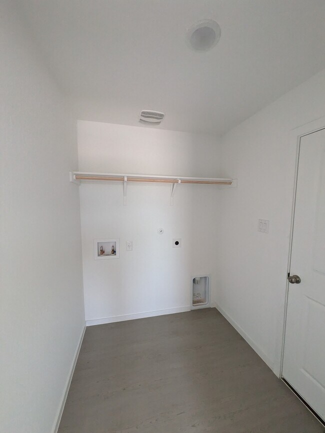 Building Photo - 2830 Red Diamond