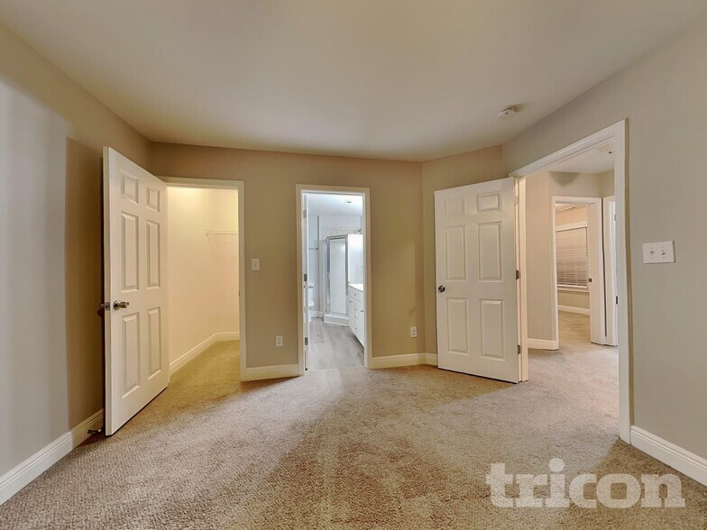 Building Photo - 461 Kimball Loop