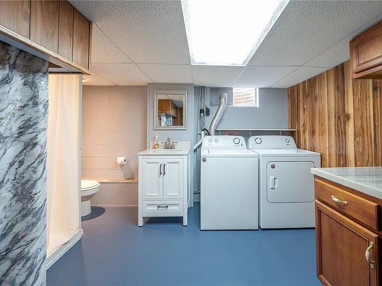 Building Photo - 4974 PA-982