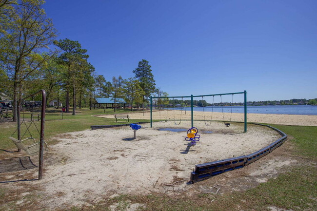 Building Photo - "Beautifully Designed, spacious 2400 Sq. F...