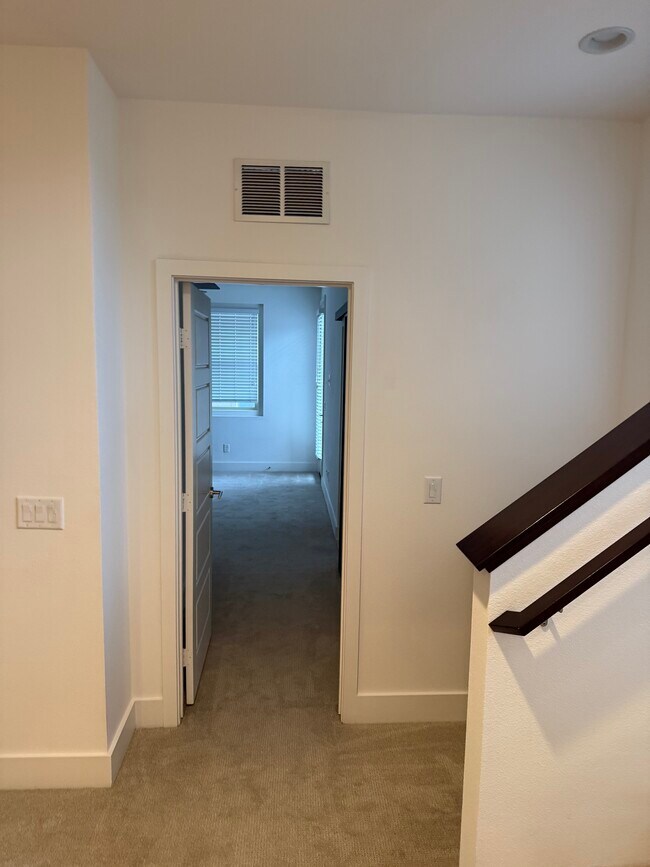 Building Photo - 2623 Aperture Cir