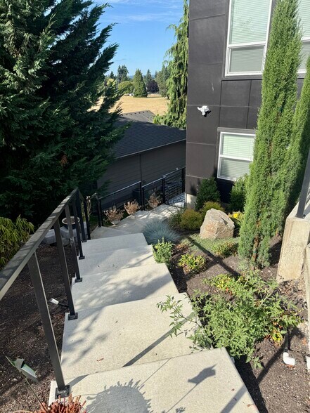 Building Photo - 2219 NW 110th Cir