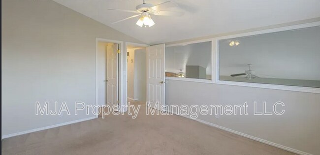 Building Photo - 848 W 4050 S