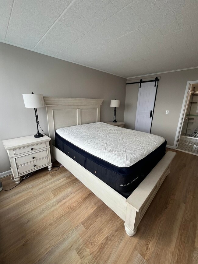 Building Photo - 9060 Palisade Ave