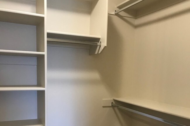 Building Photo - 449 W 2150 N