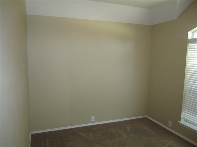 Building Photo - 3502 Schumann Oaks Dr