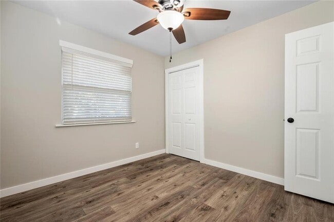 Building Photo - 920 Johnston St