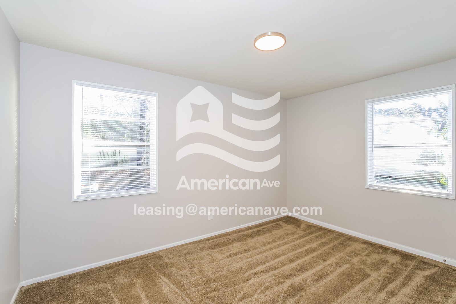 Building Photo - 1112 Alderman St NE