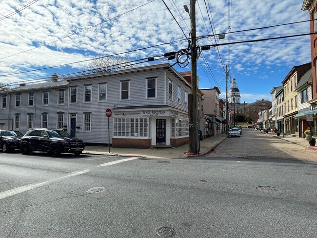 Building Photo - Small pets are welcome with an additional ...