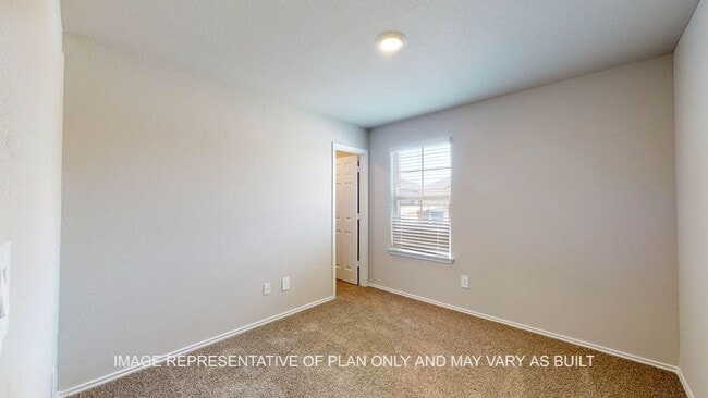 Building Photo - 1123 Sarah Dr