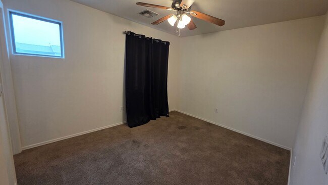 Building Photo - 4763 E American Beauty Dr