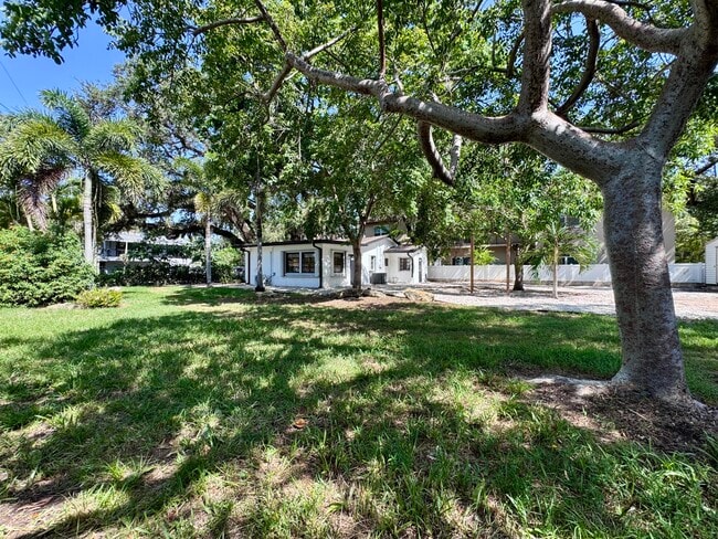 Building Photo - 2390 SW 18th Ave