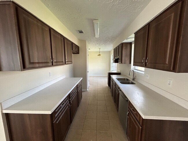 Building Photo - 11311 Angelique Dr