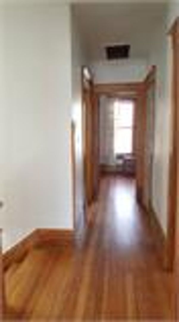 Building Photo - 1723 7th Ave