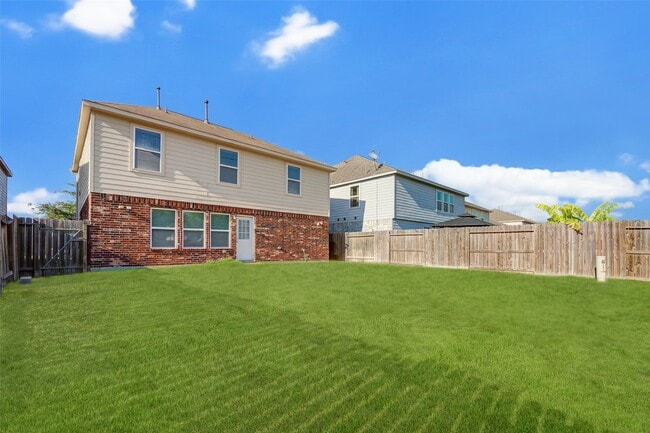 Building Photo - 4910 Conifer Ridge Way