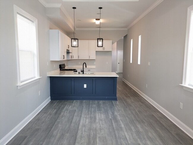Open floor plan with the Living Room flowing into the Kitchen - 1941 Casa Calvo St