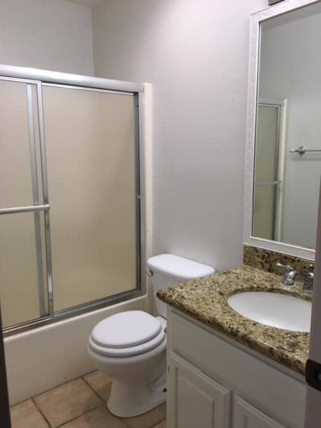 Building Photo - 200 Martingale