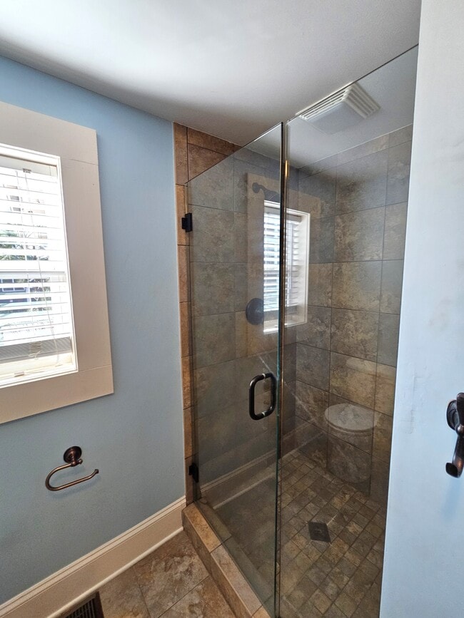 Building Photo - 23 McAdoo Ave