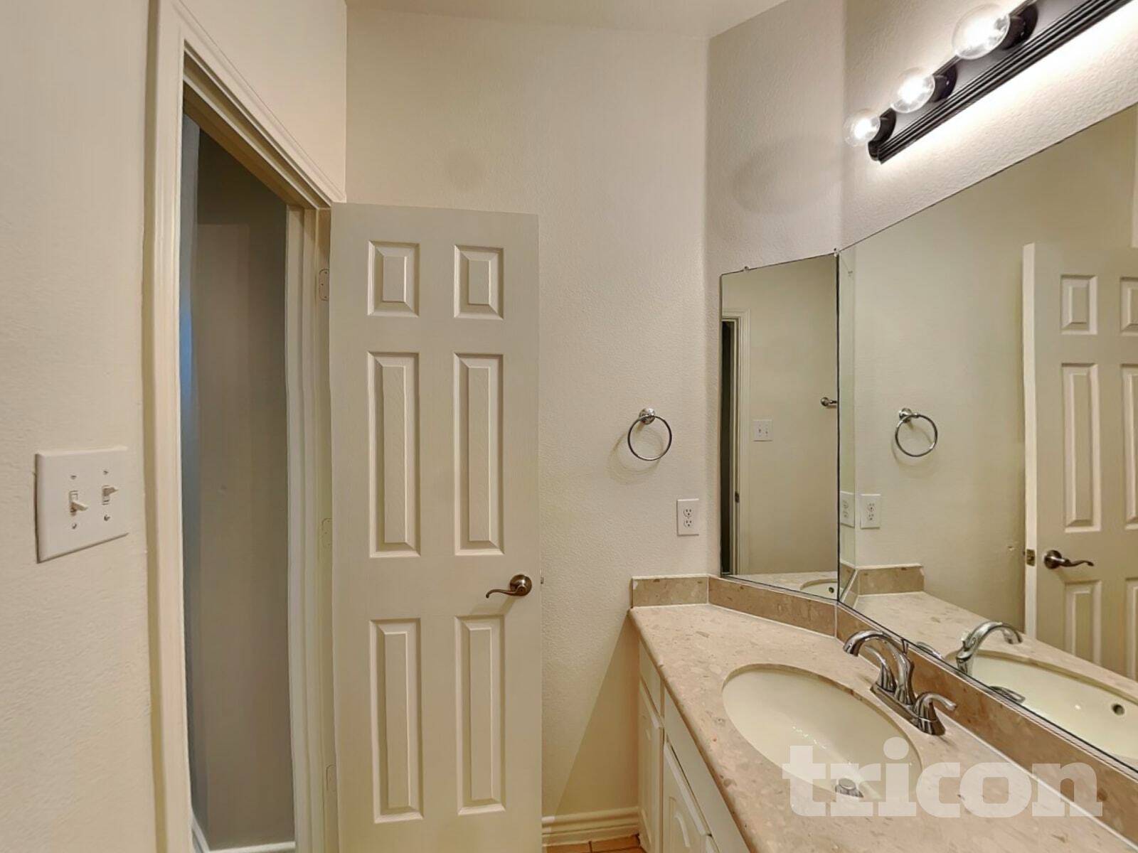 Building Photo - 219 Hartley Ln