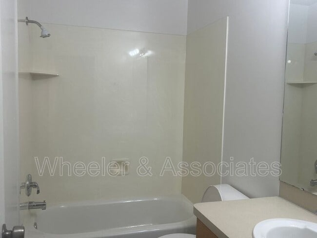 Building Photo - 5456 S 4125 W