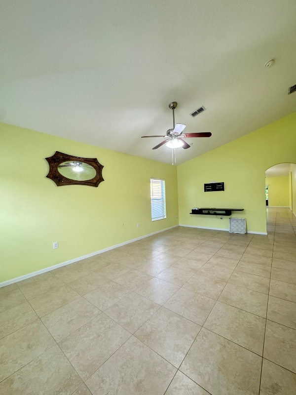 Building Photo - 3740 Aria Dr