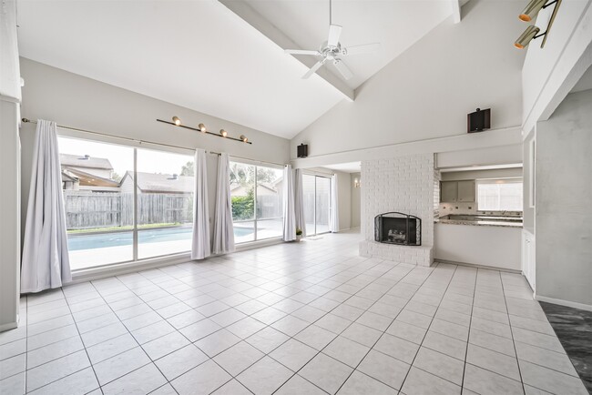 Building Photo - 11826 Cedar Pass Dr