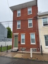 Building Photo - 1249 Adams Ave
