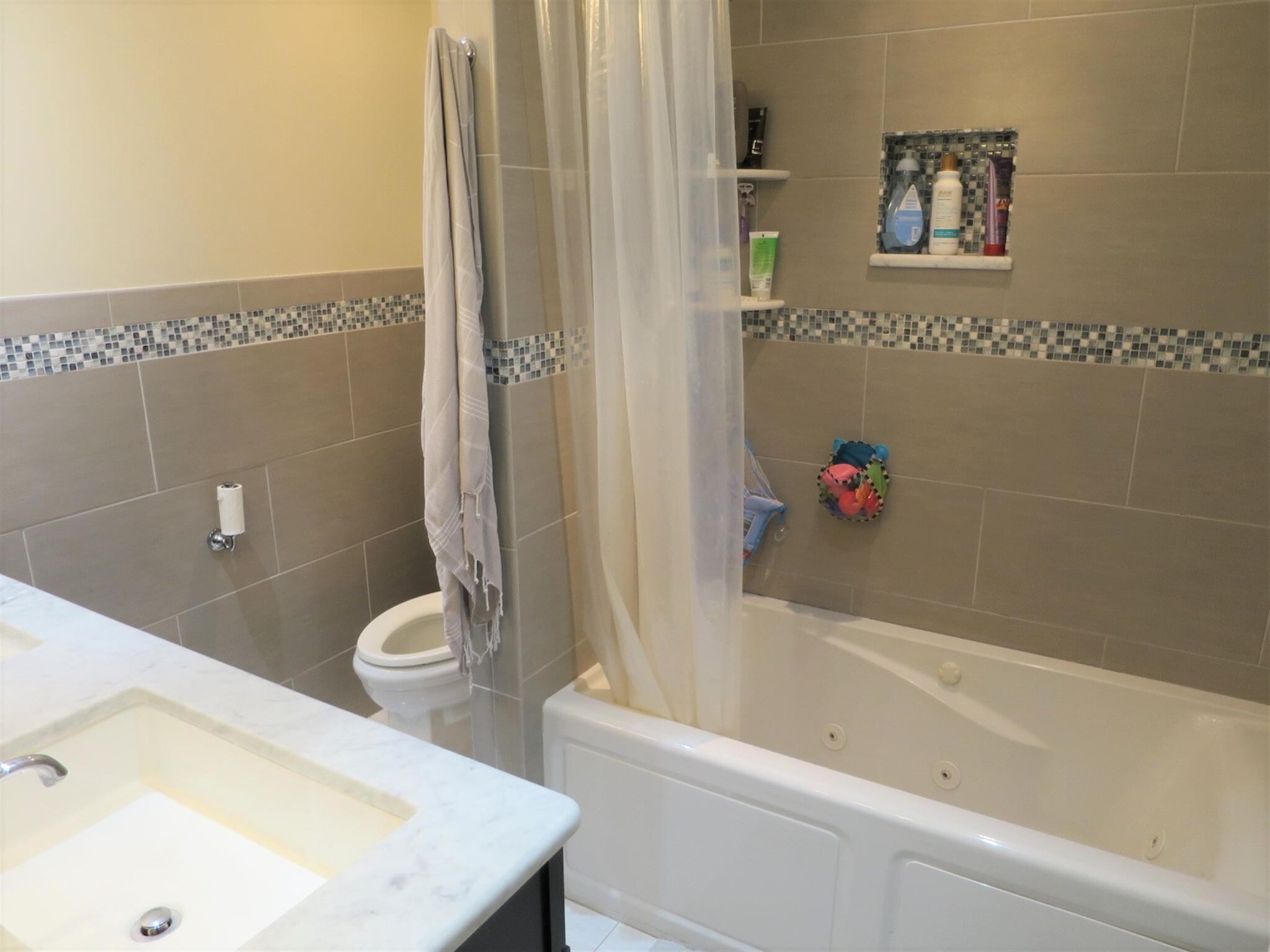 Building Photo - 7 Wareham St