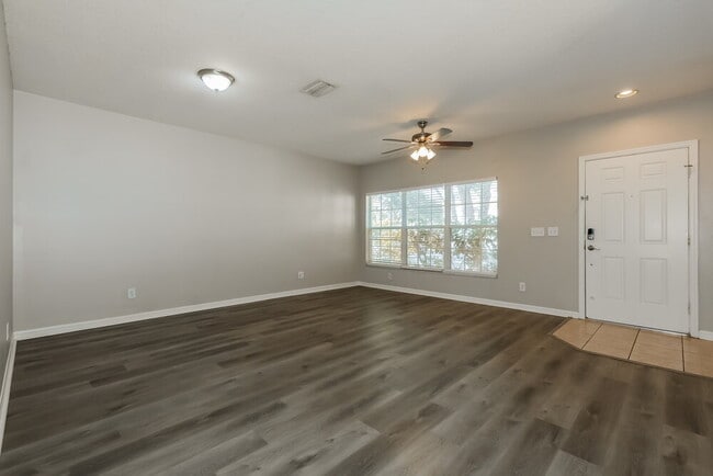 Building Photo - 454 Summer Sails Dr