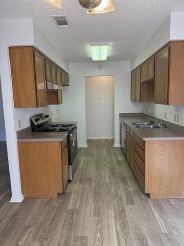Building Photo - 7306 Redfield Dr
