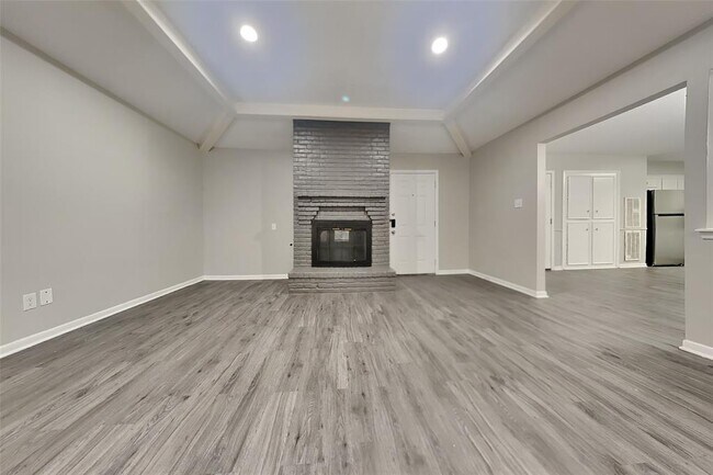 Building Photo - 29118 Raestone St