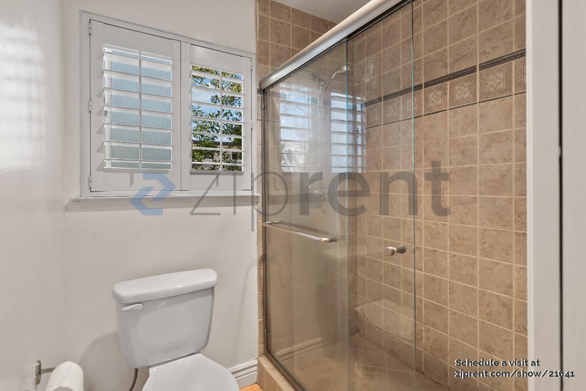 Building Photo - 14245 Lora Dr