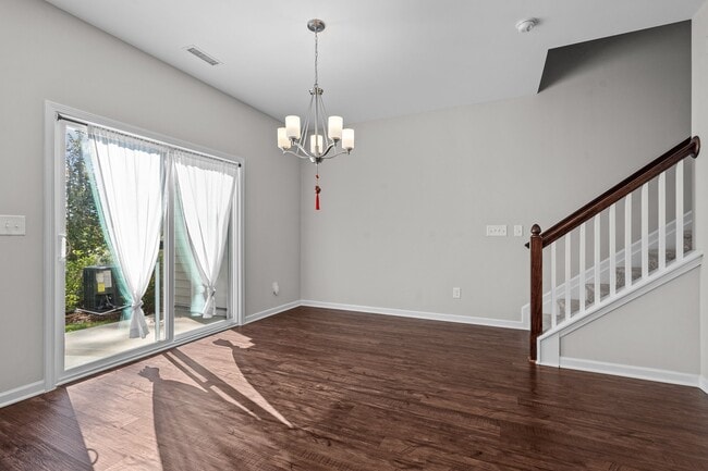 Building Photo - 1606 Clayfire Dr.