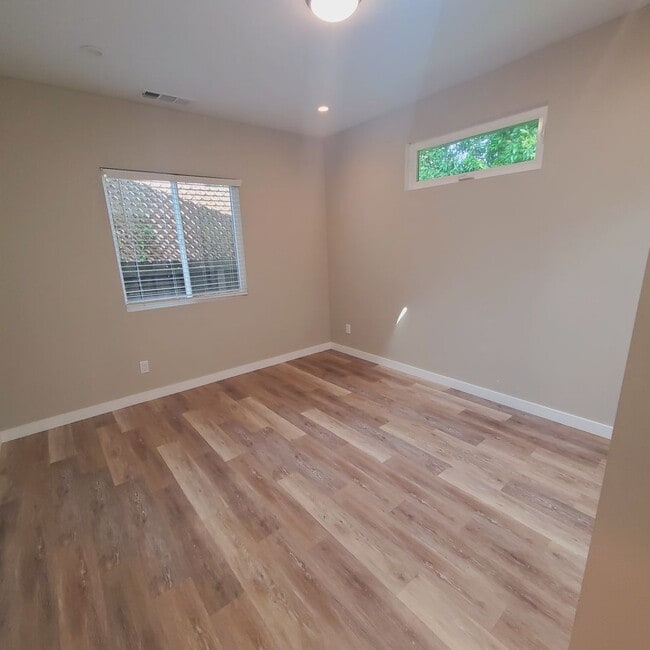 Building Photo - A Great Value in Pleasant Hill Poet's Corn...