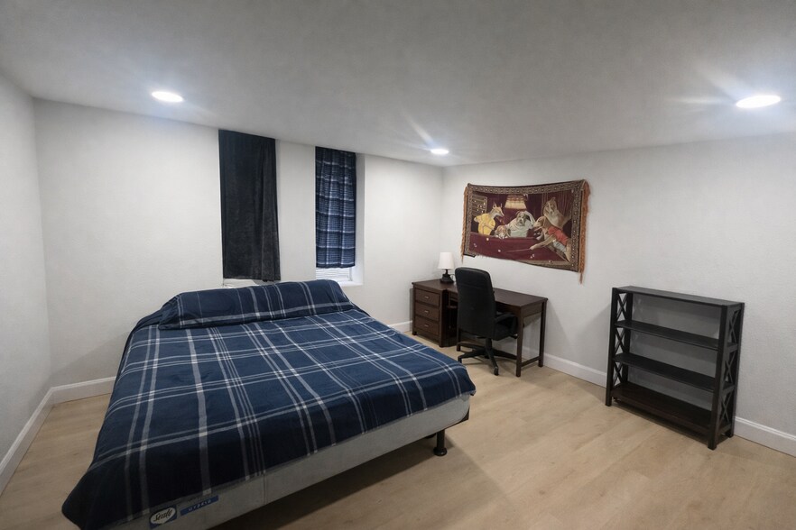 Building Photo - 1216 Soulard St