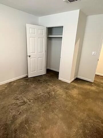 Building Photo - 244 Skylane Dr