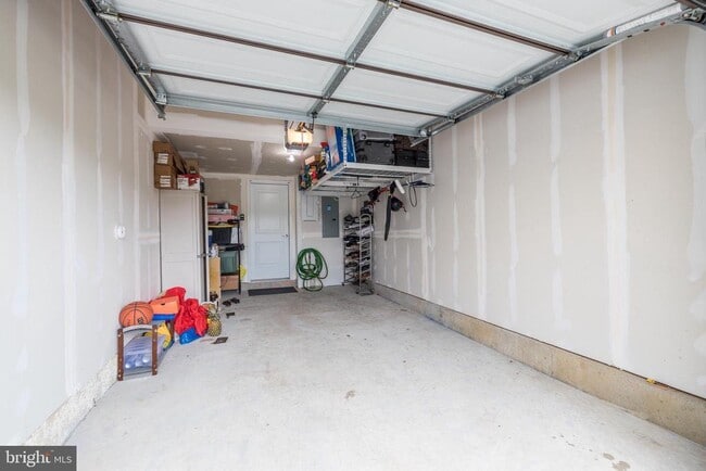 Building Photo - 13389 Launders St