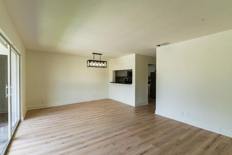 Building Photo - 5458 Via Delray Blvd