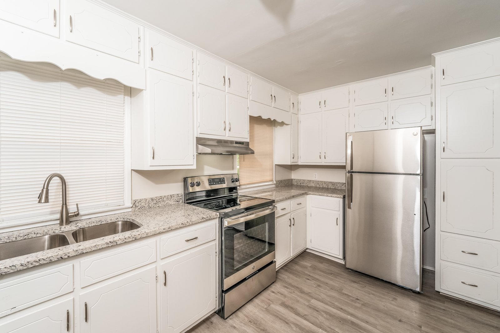 Building Photo - 5512 Ter Q