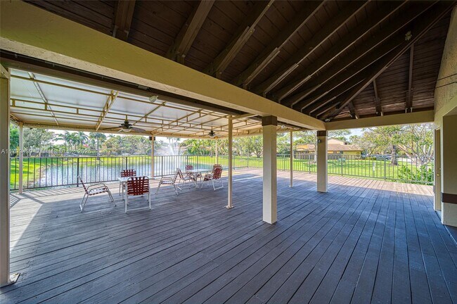 Building Photo - 9068 SW 129th Ln