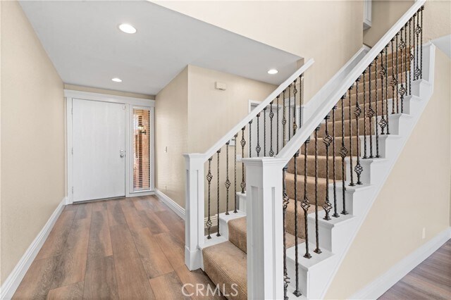 Building Photo - 7895 Southwind Cir