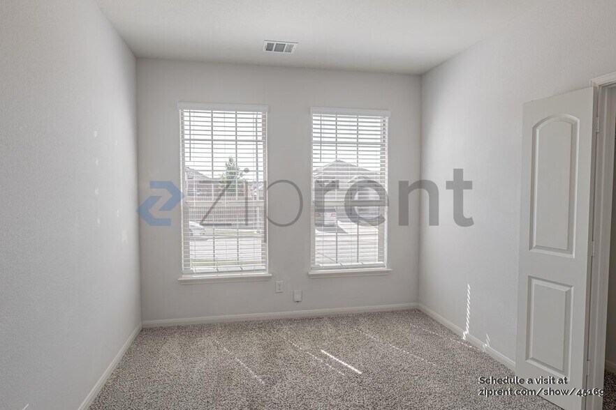 Building Photo - 337 Bearman Dr