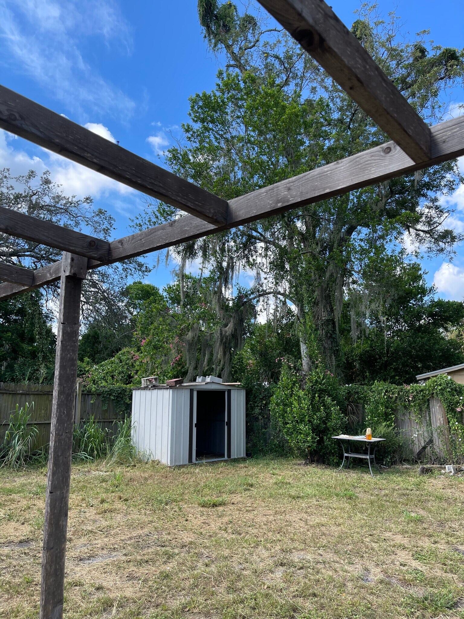 Building Photo - 8722 N Brooks St