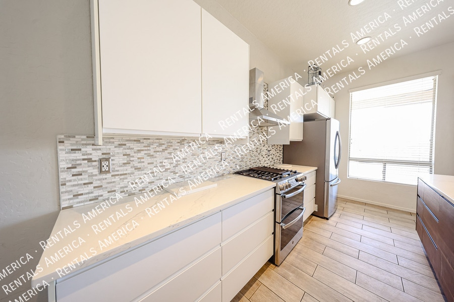 Building Photo - 4154 N Starry Pass Cir