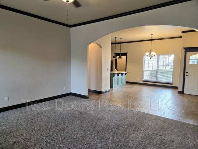 Building Photo - 19217 Grassmere Way