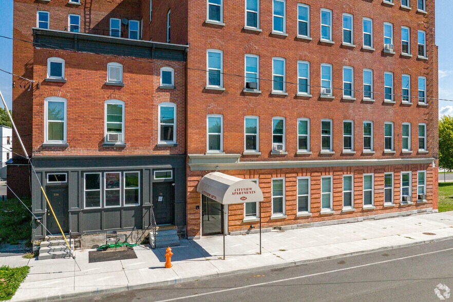 Primary Photo - City View Apartments