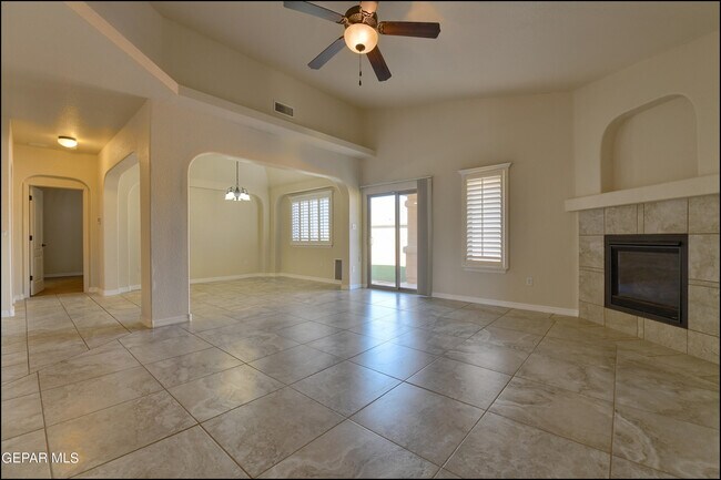 Building Photo - 14319 Owl Point Ave