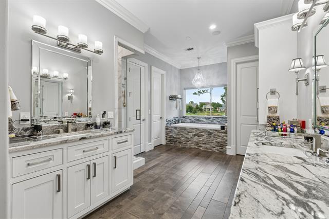 Building Photo - 517 Pine Island Cir